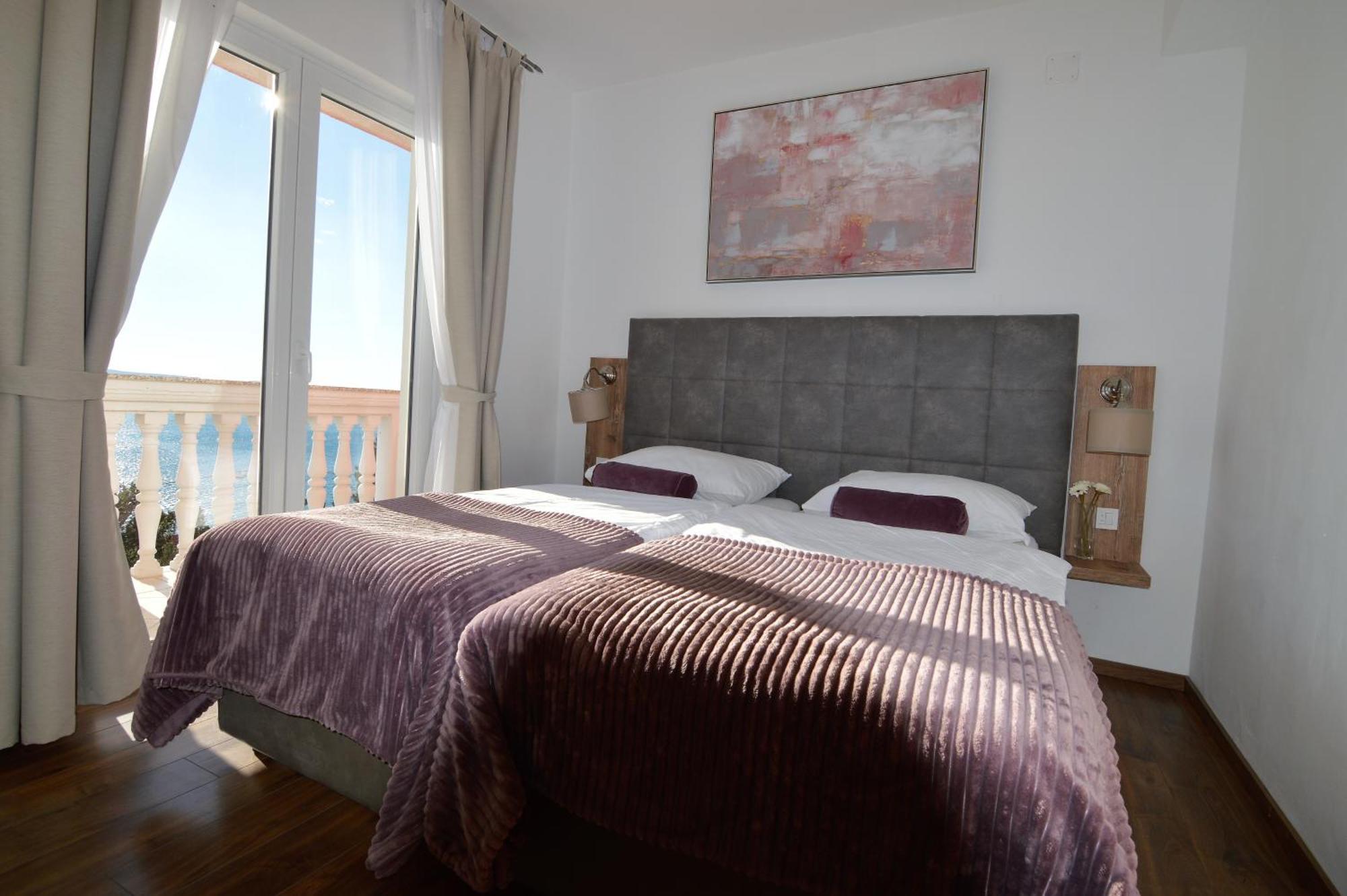 Apartments By The Sea Starigrad, Paklenica - 16421 Room photo